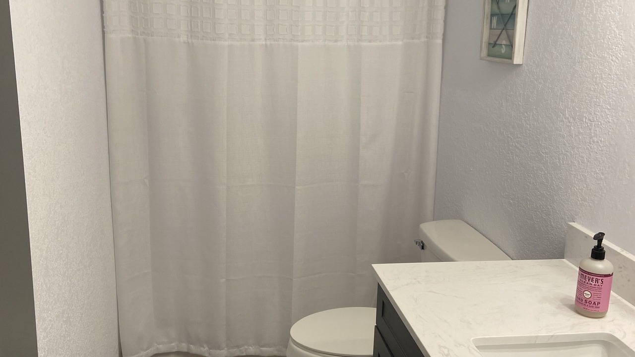 Photo of Bathroom in Canadian
