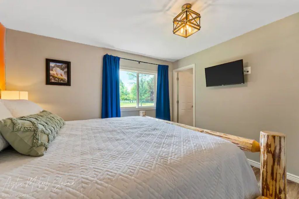 Photo of Bedroom in Kalispell