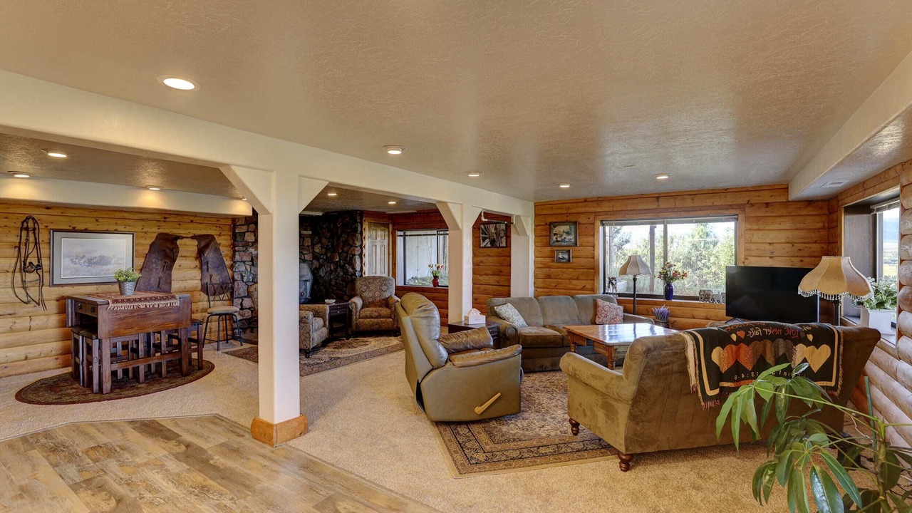 Photo of Livingroom in Sheridan