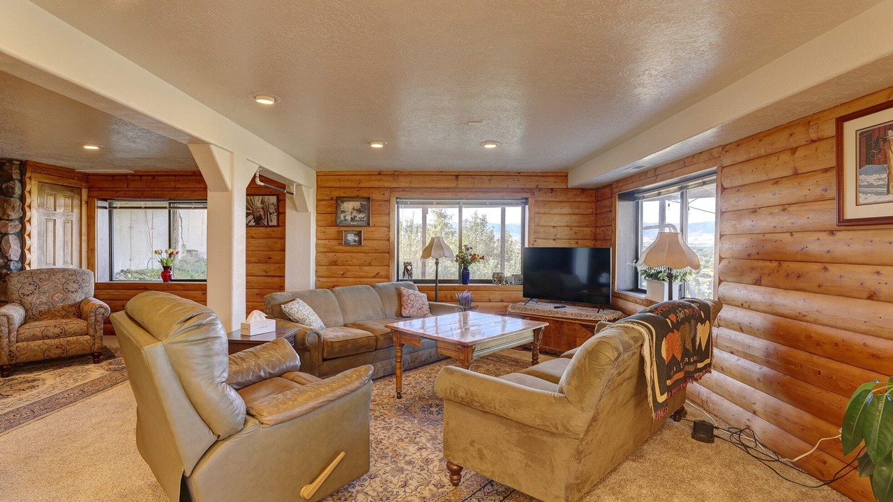 Photo of Livingroom in Sheridan
