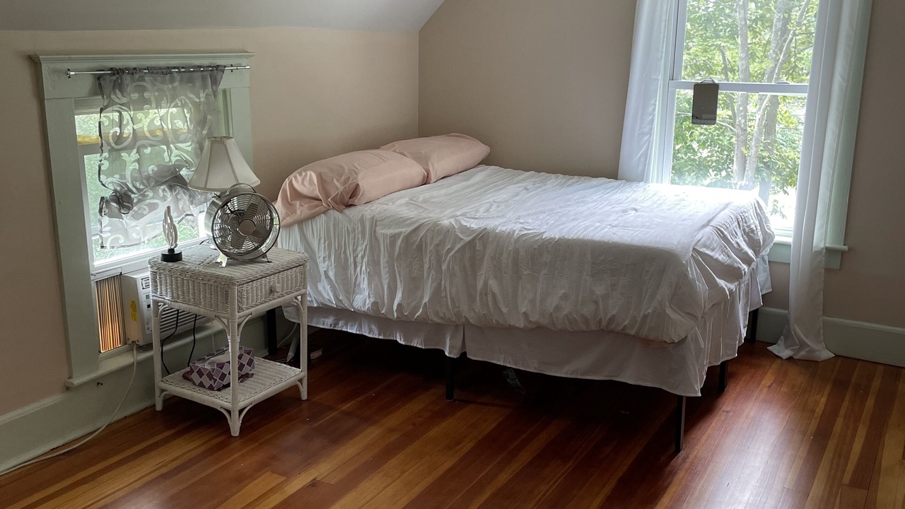 Photo of Bedroom in South Amherst