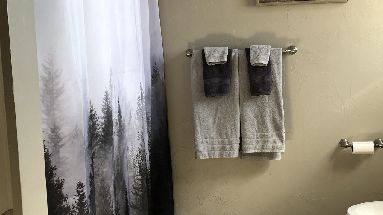 Photo of Bathroom in Broadwater County