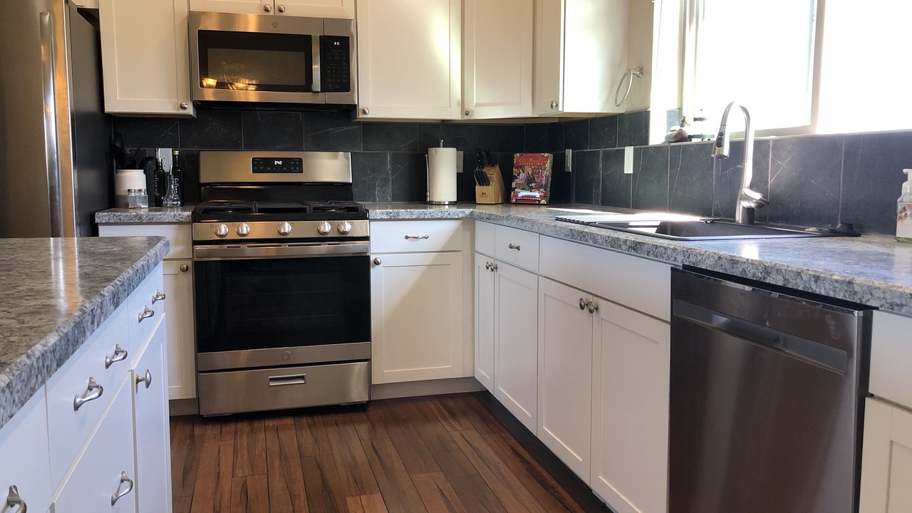 Photo of Kitchen in Broadwater County