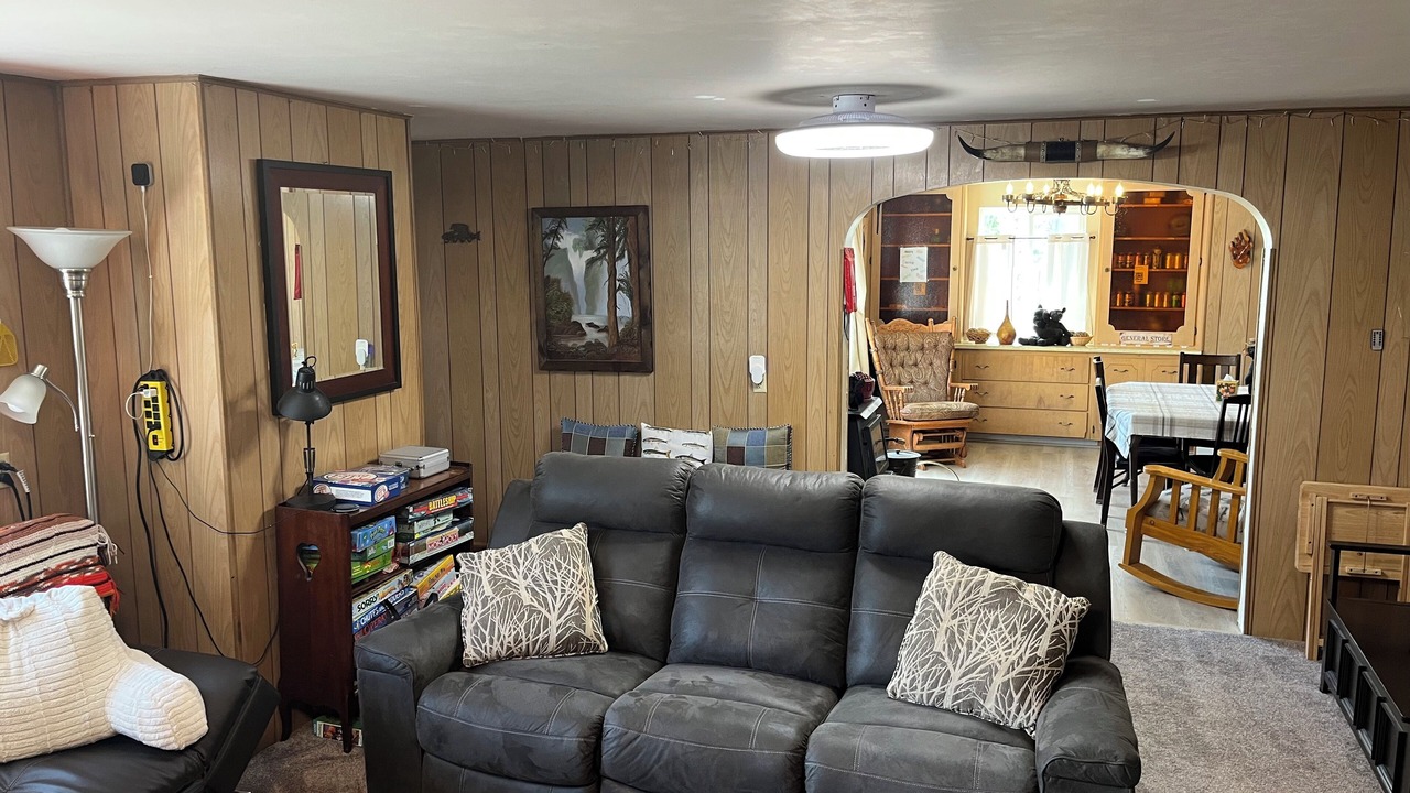 Photo of Livingroom in Tridell