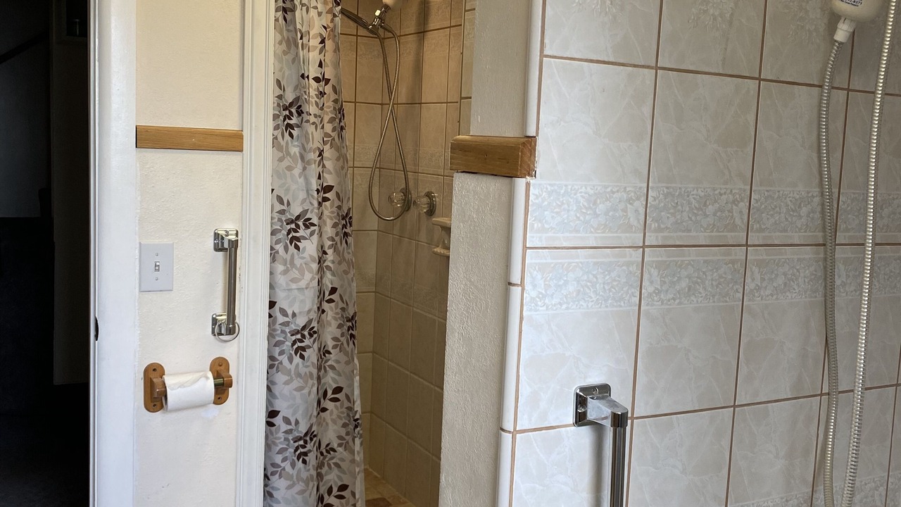 Photo of Bathroom in Tridell