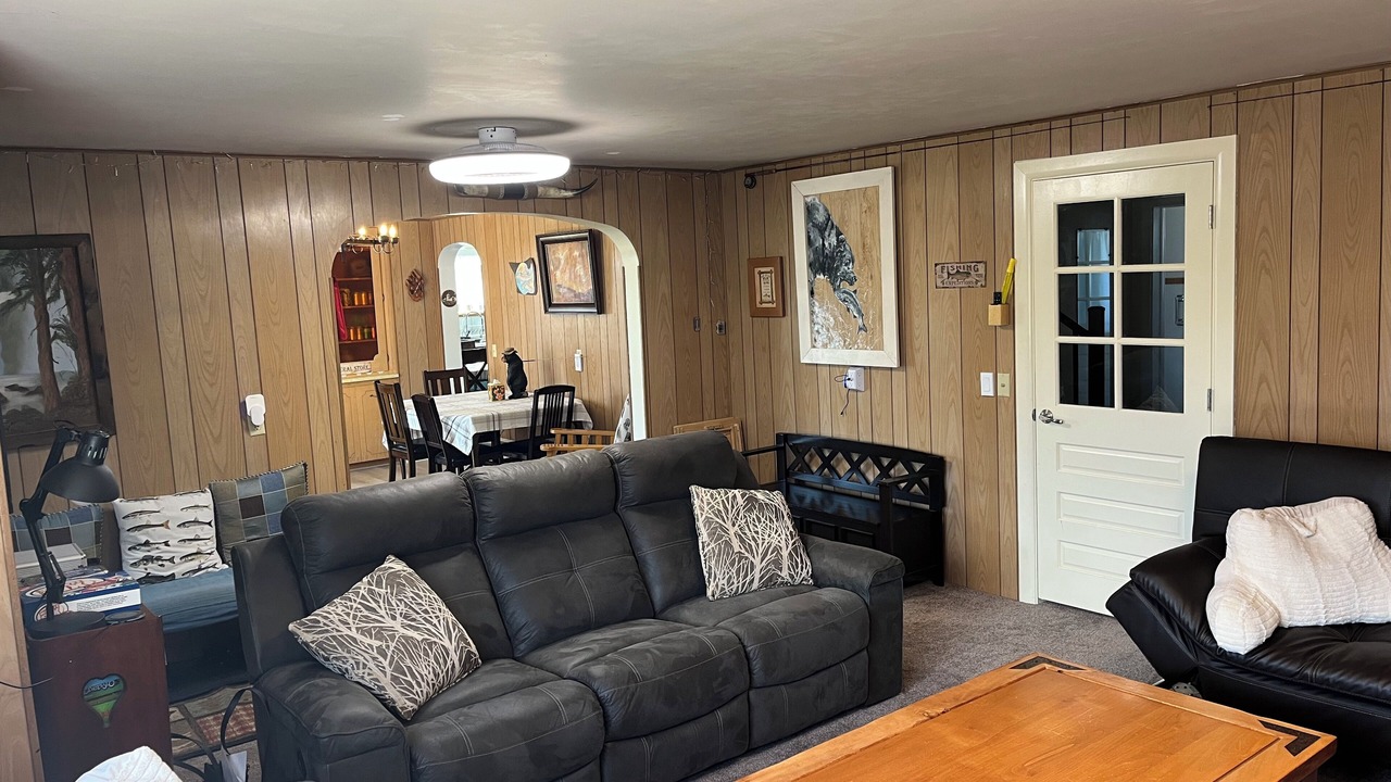 Photo of Livingroom in Tridell