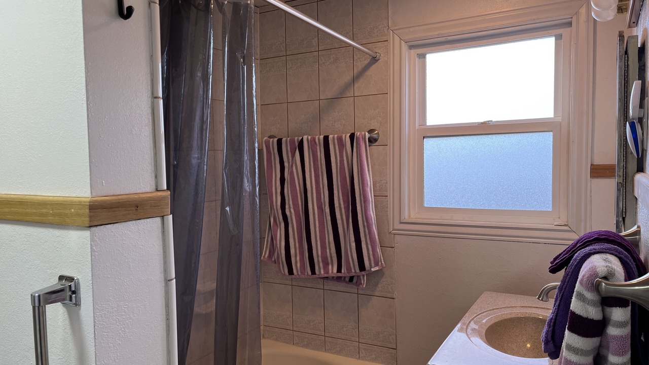Photo of Bathroom in Tridell