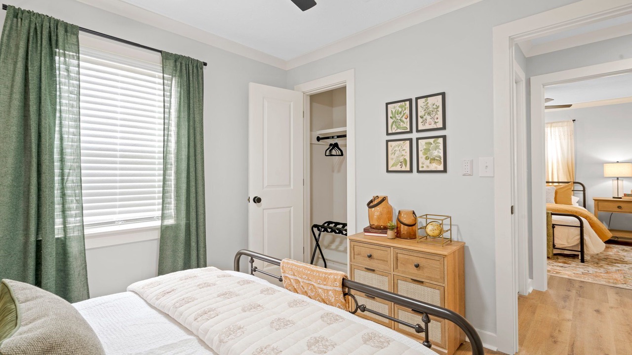 Photo of Bedroom in Laurel