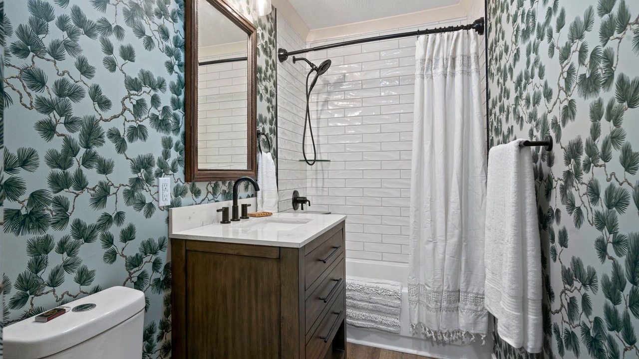 Photo of Bathroom in Laurel