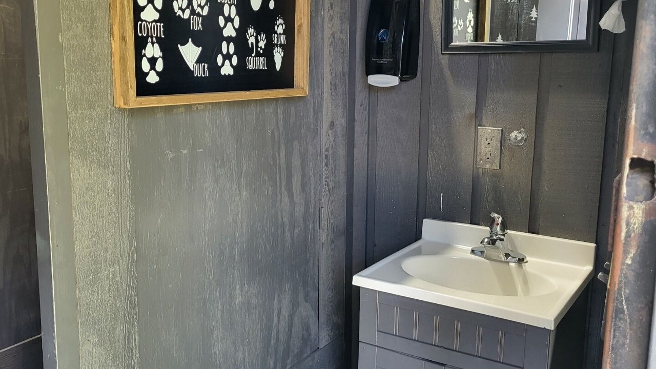Photo of Bathroom in Proctor
