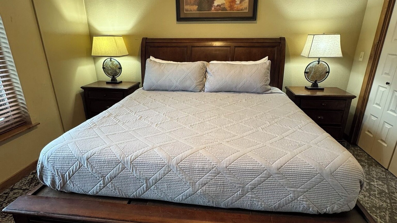 Photo of Bedroom in Kellogg