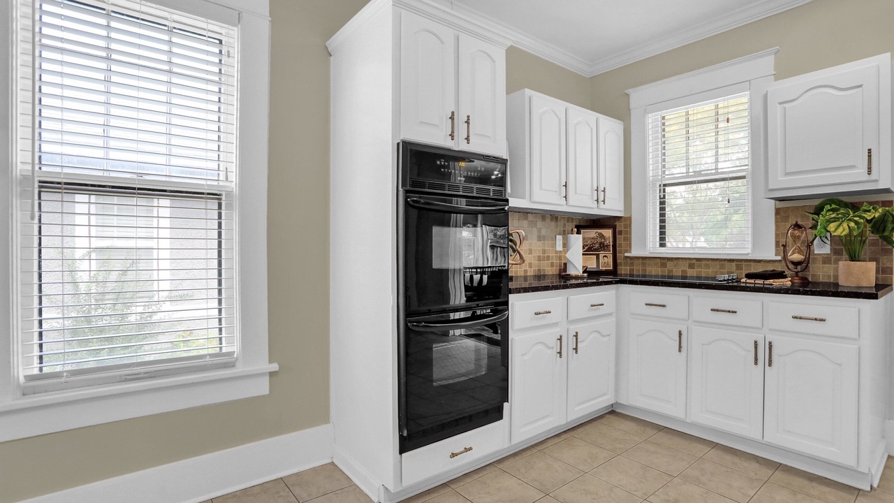 Photo of Kitchen in East Midtown