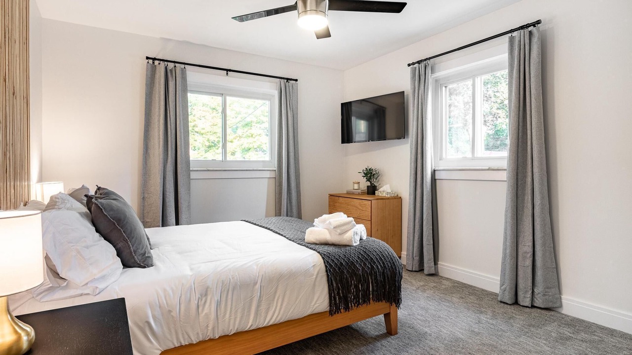 Photo of Bedroom in Oak Park