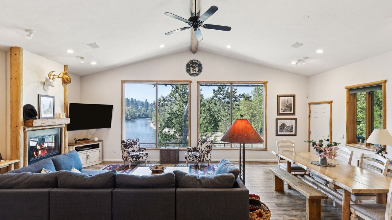 Photo of Livingroom in Grantsdale