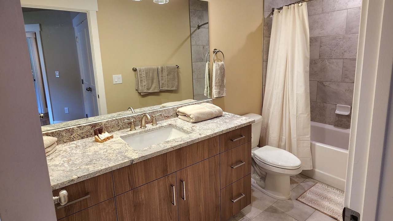 Photo of Bathroom in Alpine