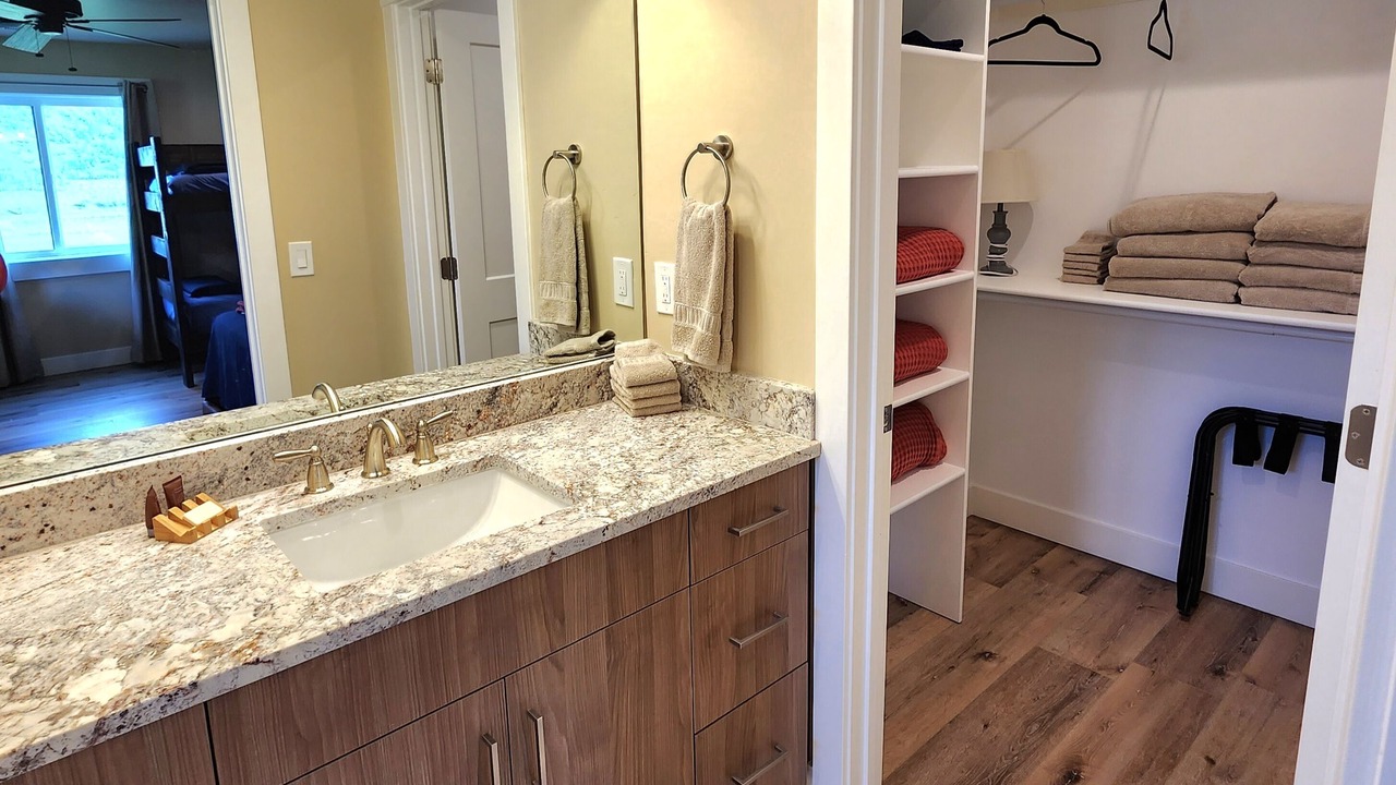 Photo of Bathroom in Alpine