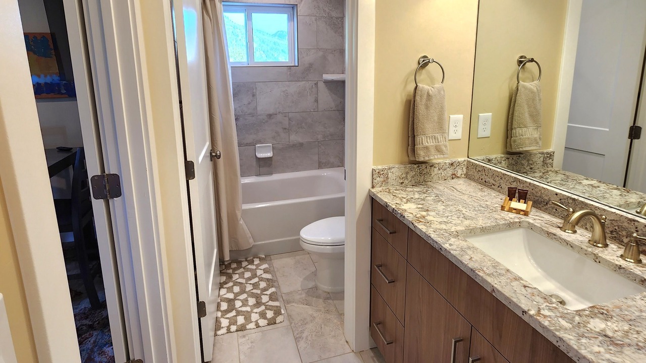 Photo of Bathroom in Alpine