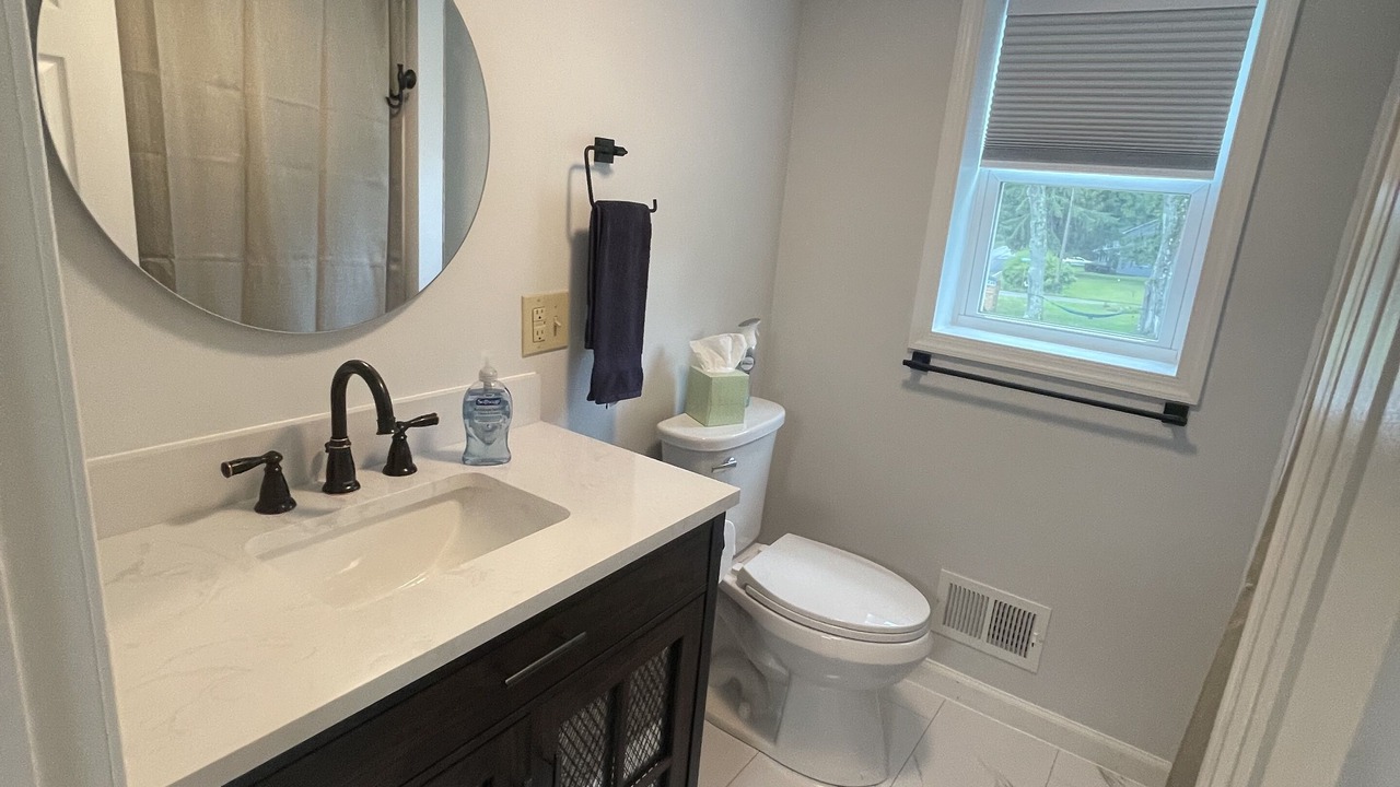 Photo of Bathroom in Munson