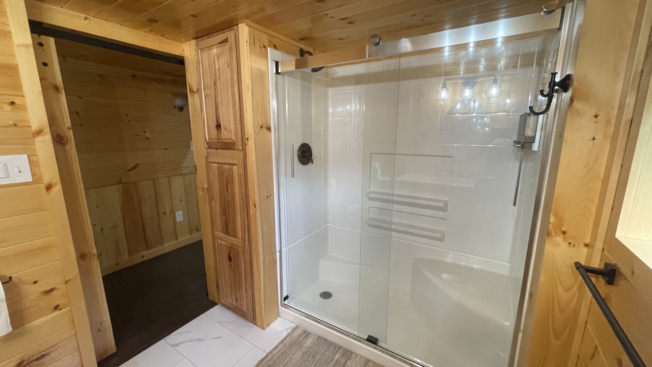 Photo of Bathroom in Munson