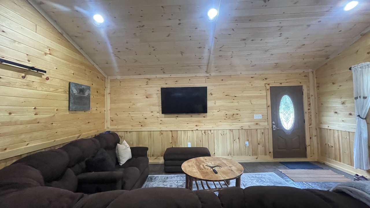 Photo of Livingroom in Munson