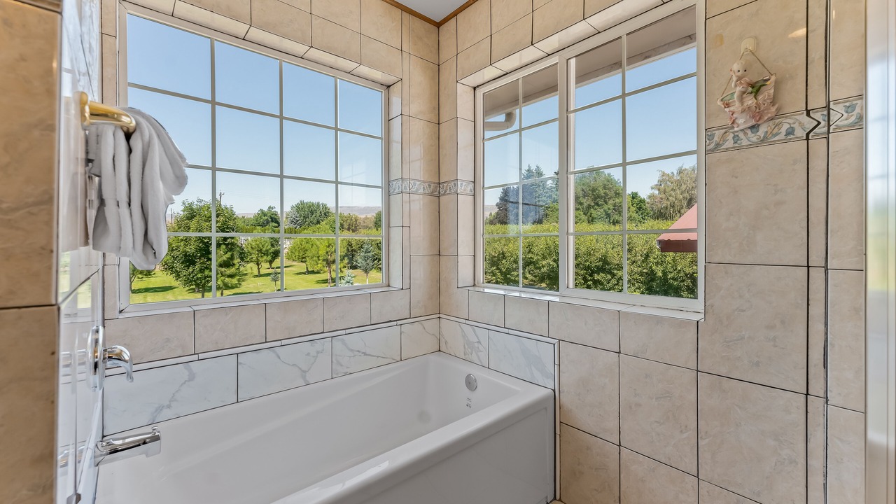 Photo of Bathroom in East Wenatchee