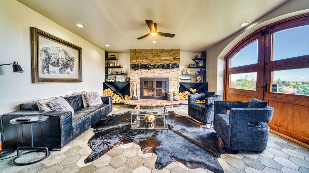 Photo of Livingroom in Bozeman