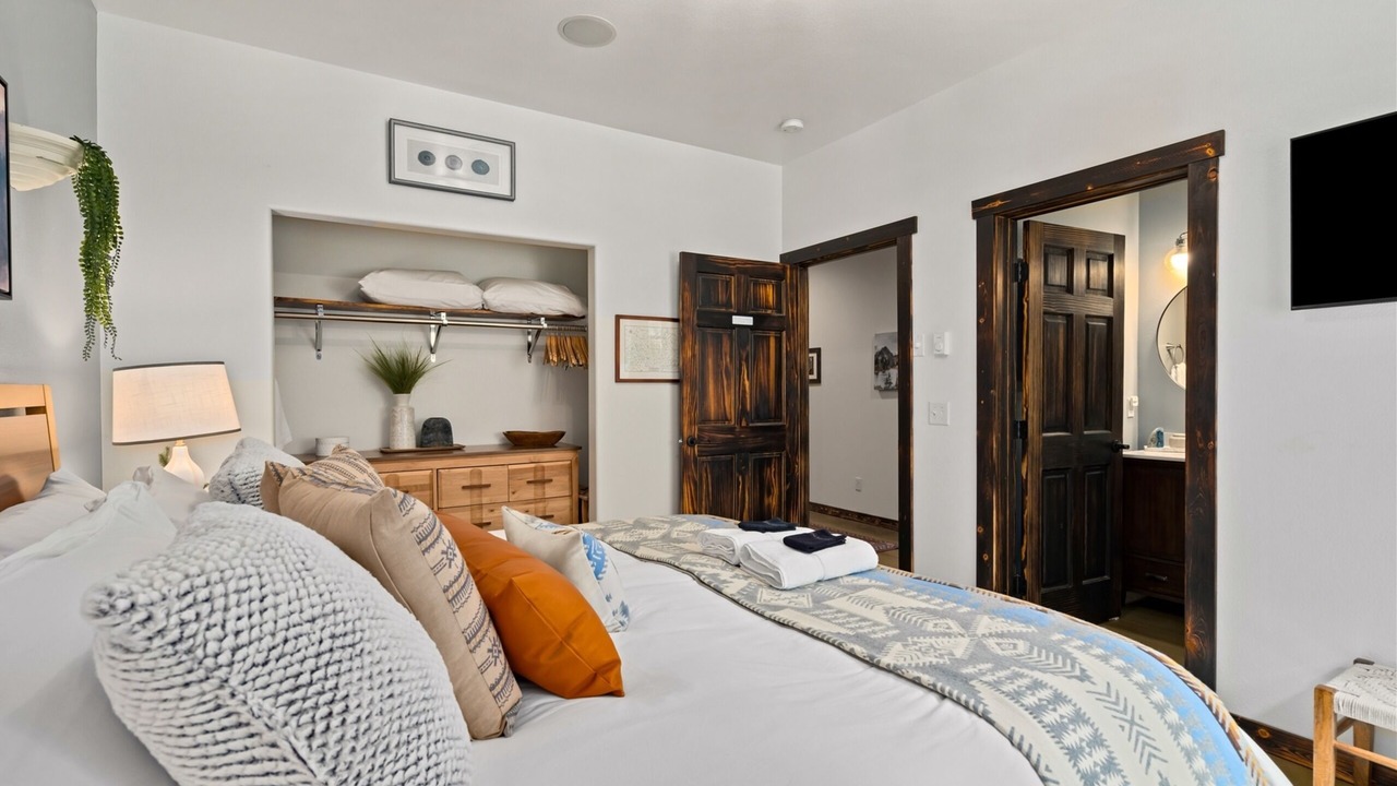 Photo of Bedroom in Peshastin