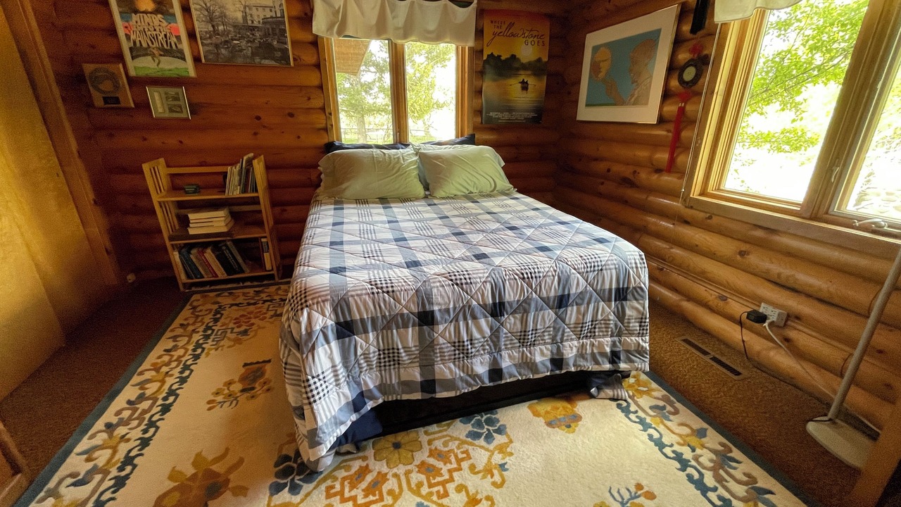 Photo of Bedroom in Livingston