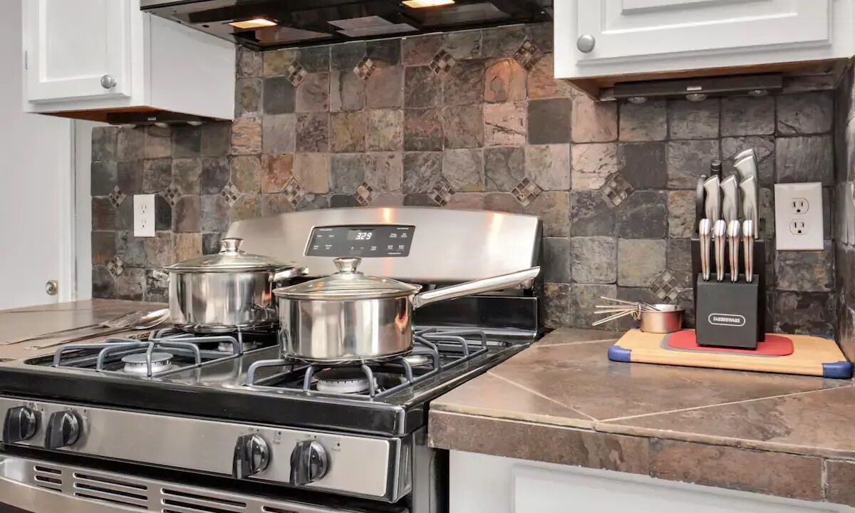 Photo of Kitchen in George Bush Park/Eldridge