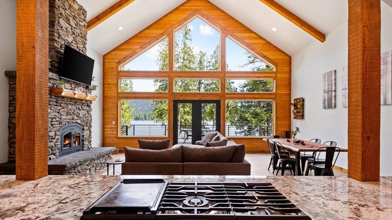 Photo of Livingroom in Priest River