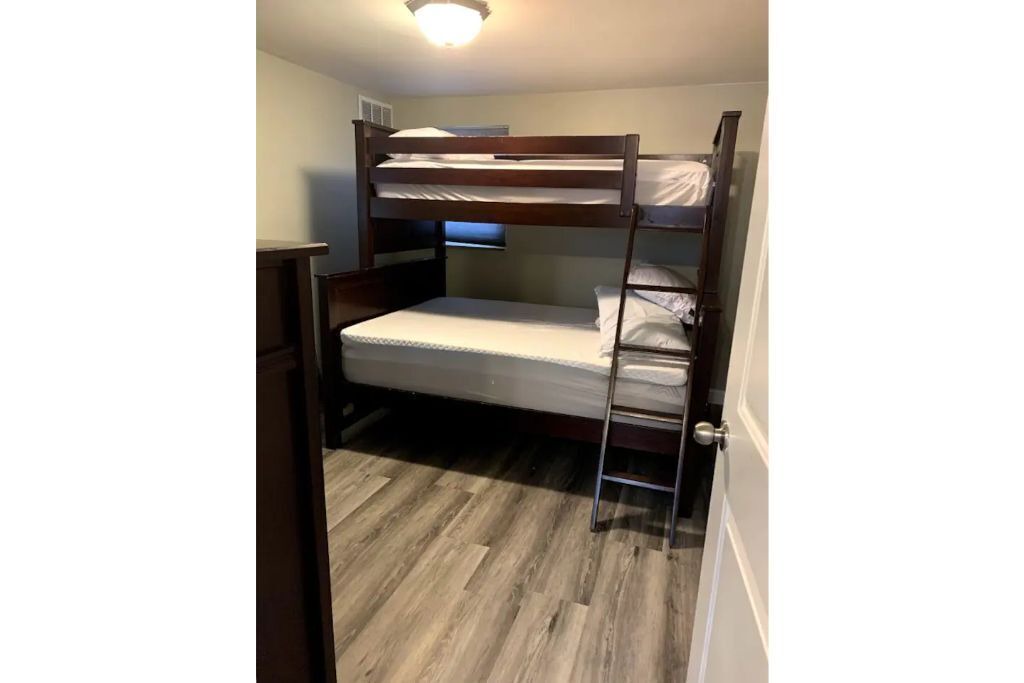 Photo of Bedroom in Greenfield