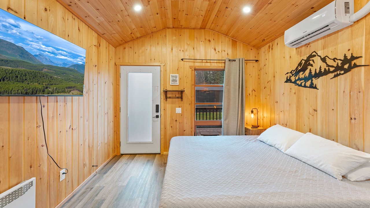 Photo of Bedroom in Martin City