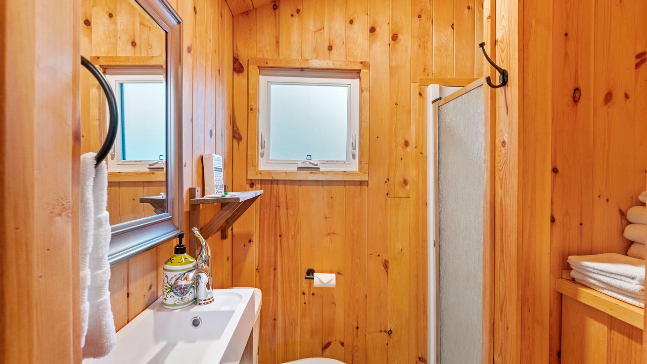 Photo of Bathroom in Martin City
