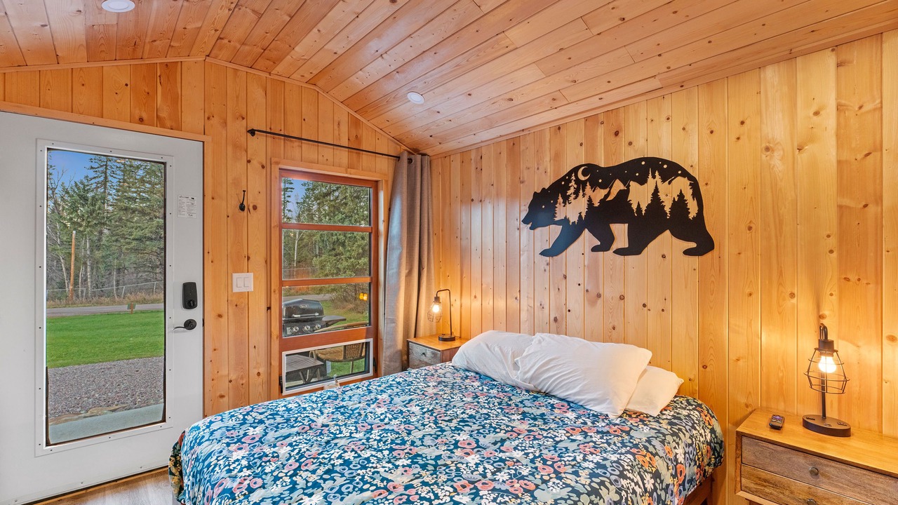 Photo of Bedroom in Martin City