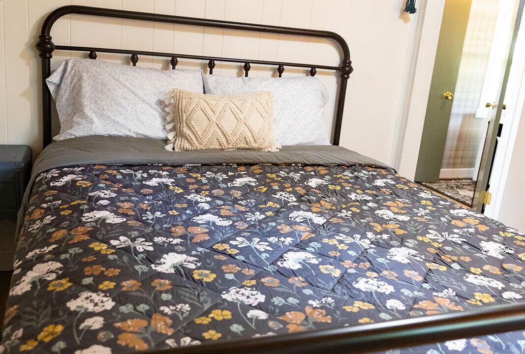 Photo of Bedroom in Cascade