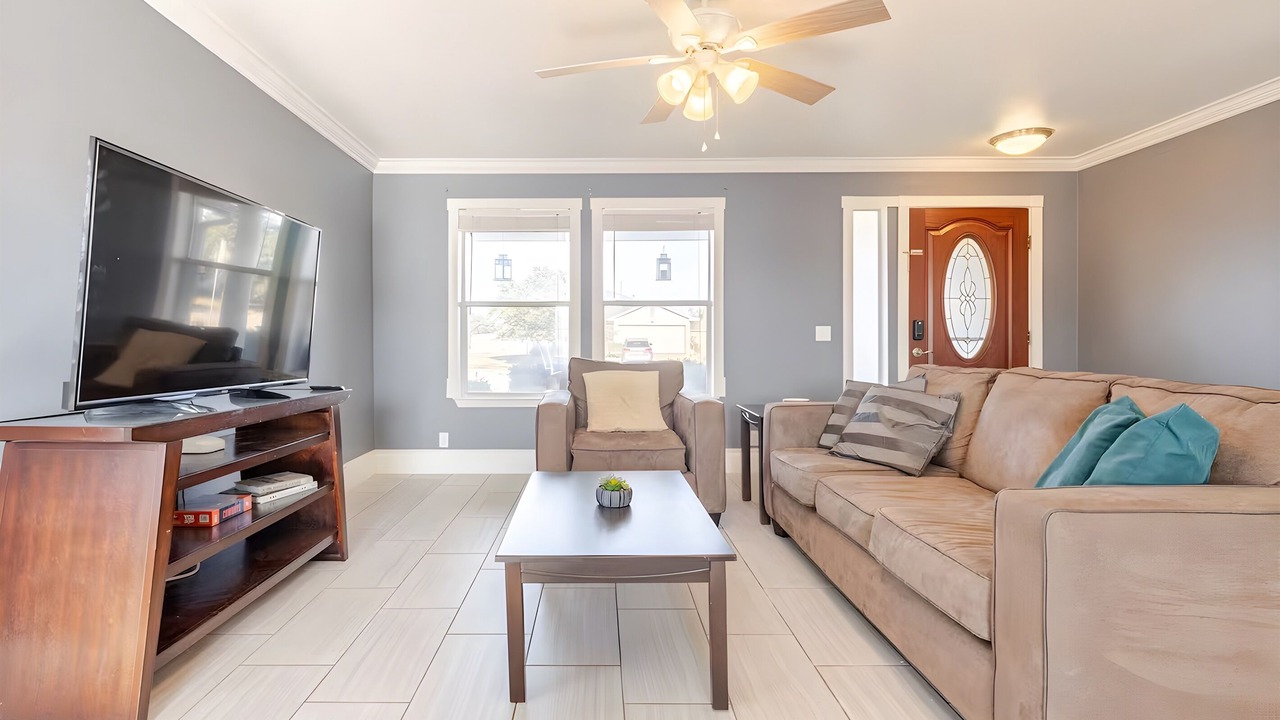 Photo of Livingroom in Kyle