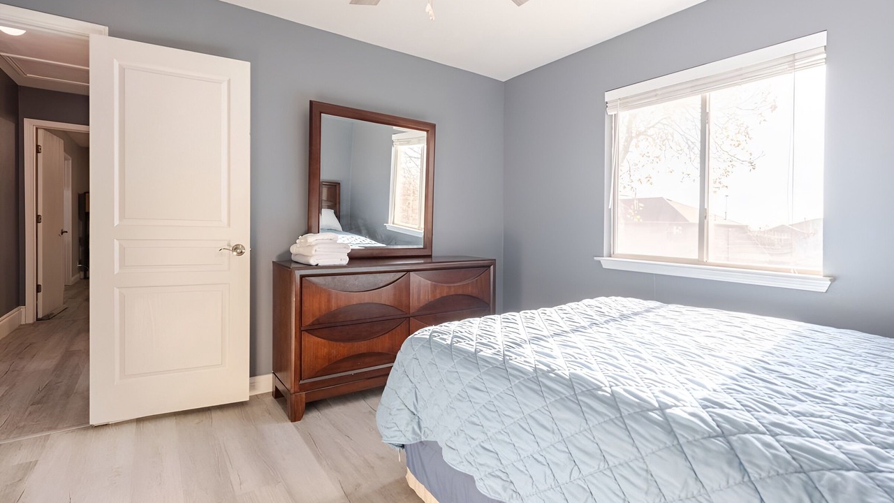 Photo of Bedroom in Kyle