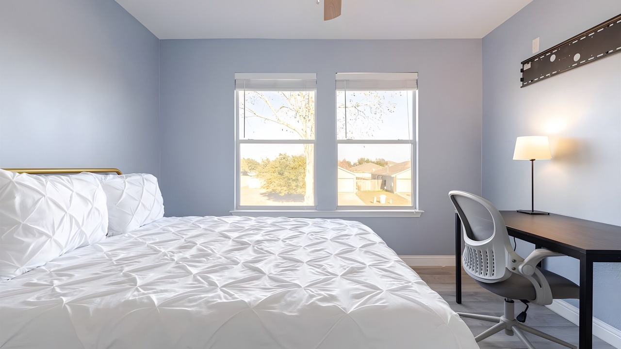 Photo of Bedroom in Kyle