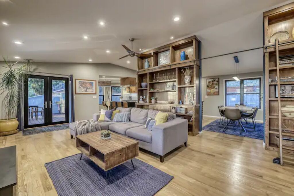 Photo of Livingroom in East End