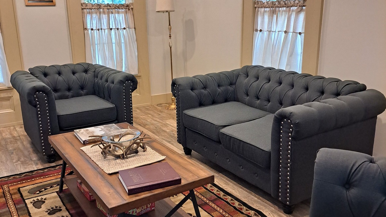 Photo of Livingroom in Shell Rock