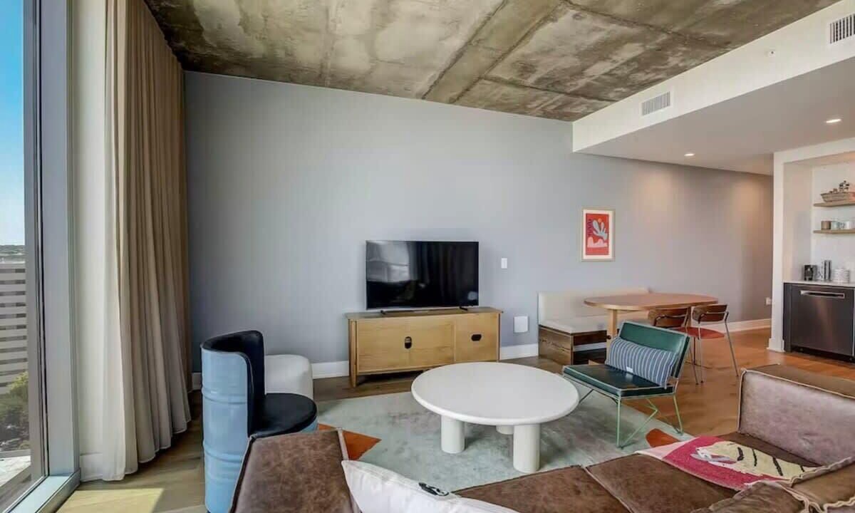 Photo of Bedroom in Rainey Street Historic District