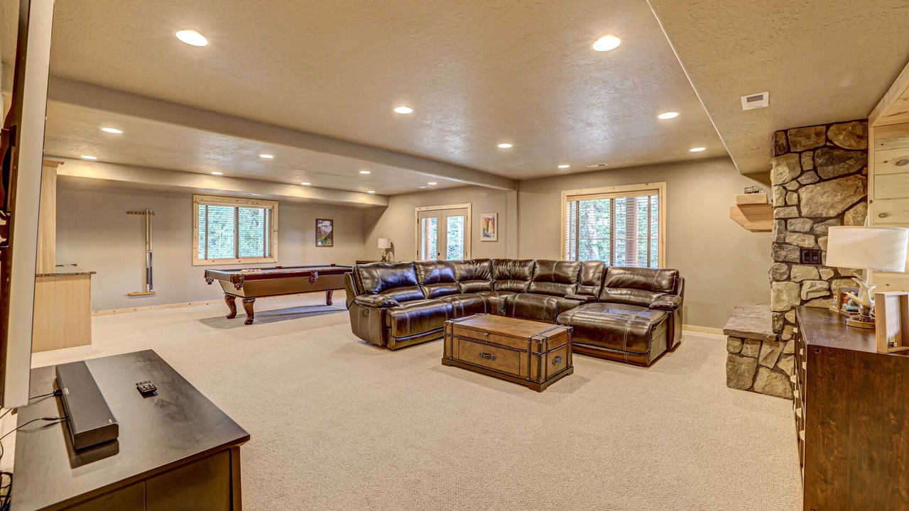 Photo of Livingroom in Brian Head