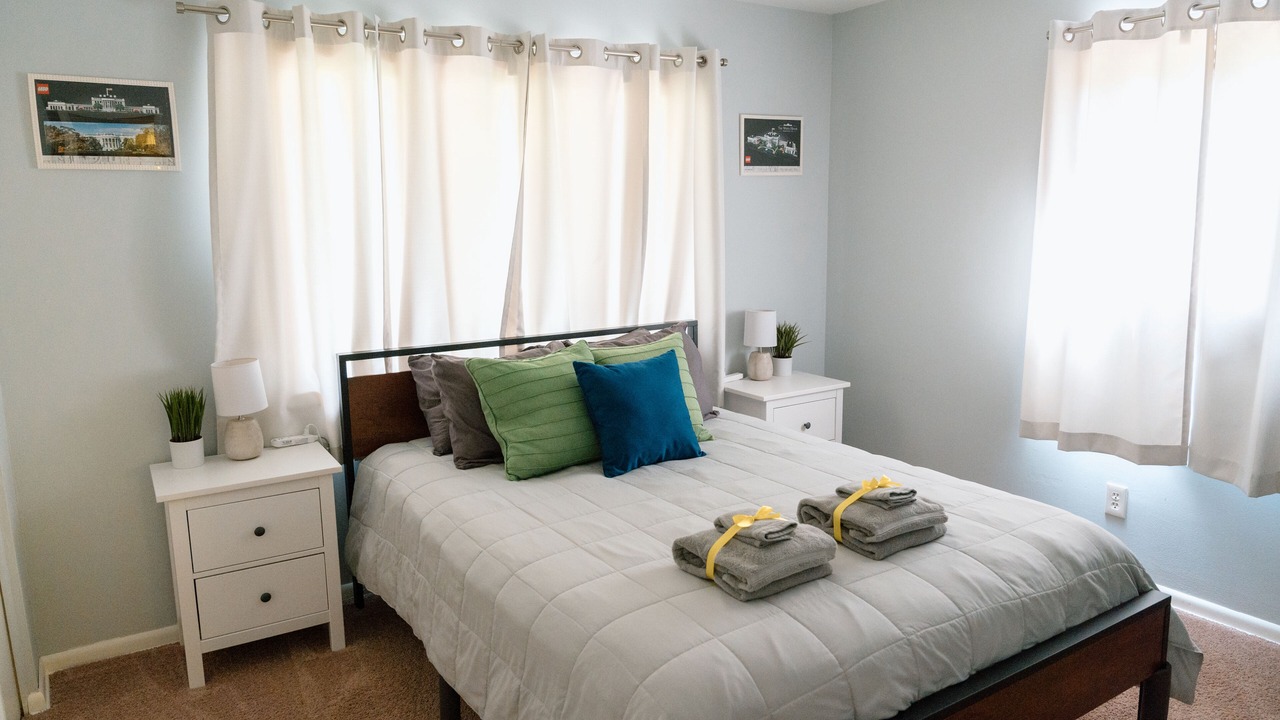 Photo of Bedroom in Akron