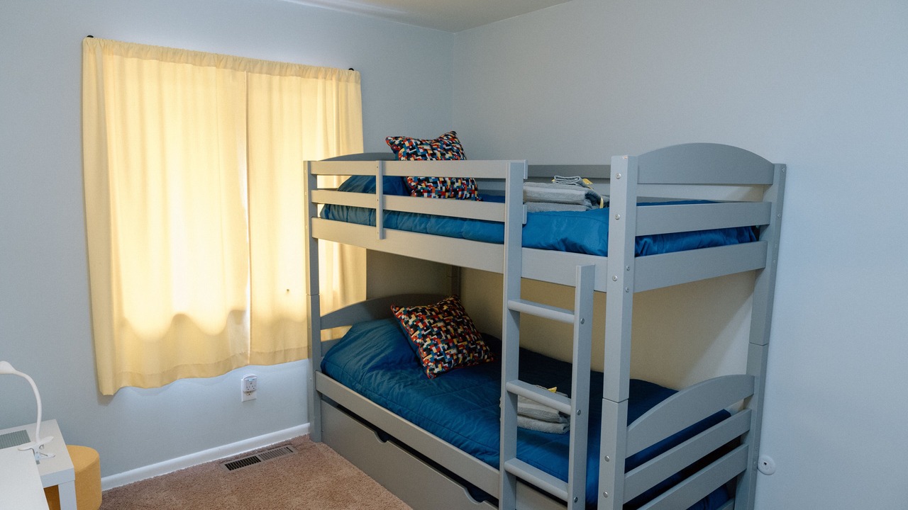 Photo of Bedroom in Akron