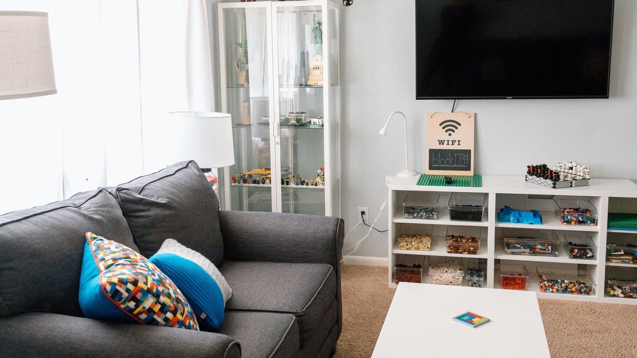 Photo of Livingroom in Akron