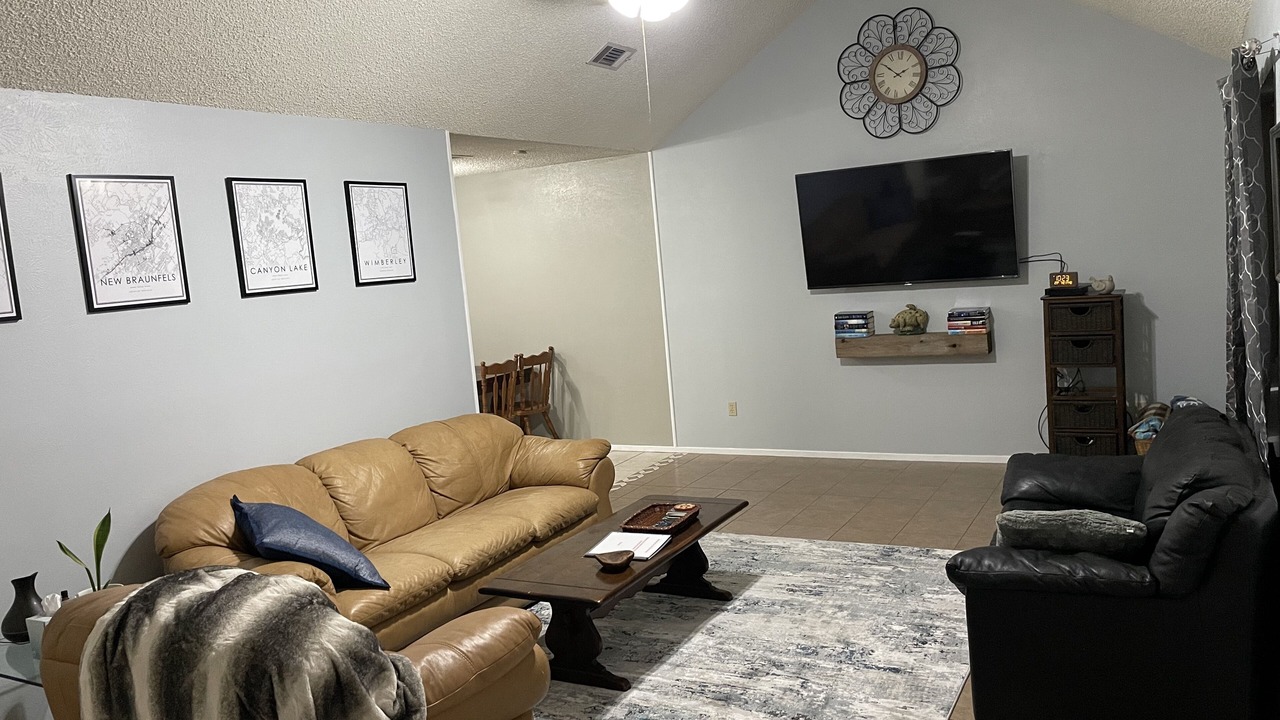 Photo of Livingroom in San Marcos