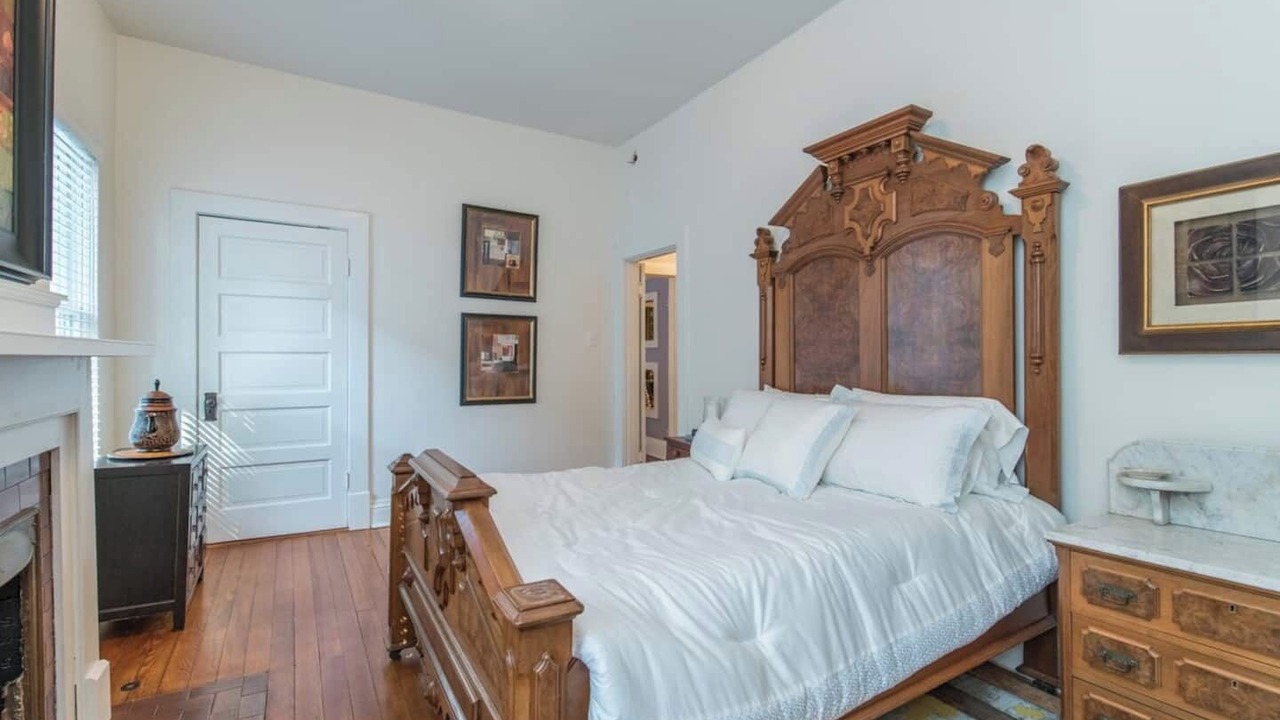Photo of Bedroom in Lexington