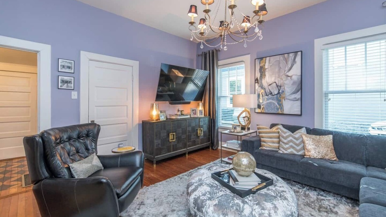 Photo of Livingroom in Lexington