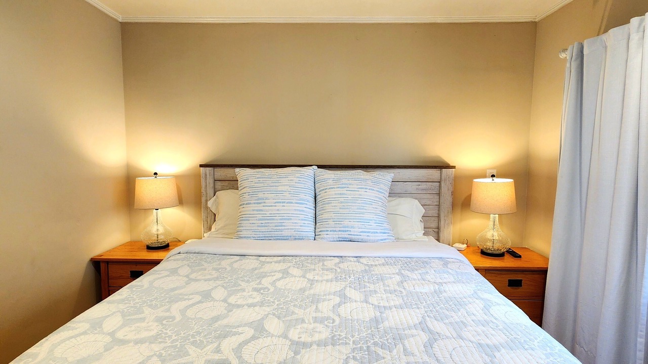 Photo of Bedroom in Belmont Shore