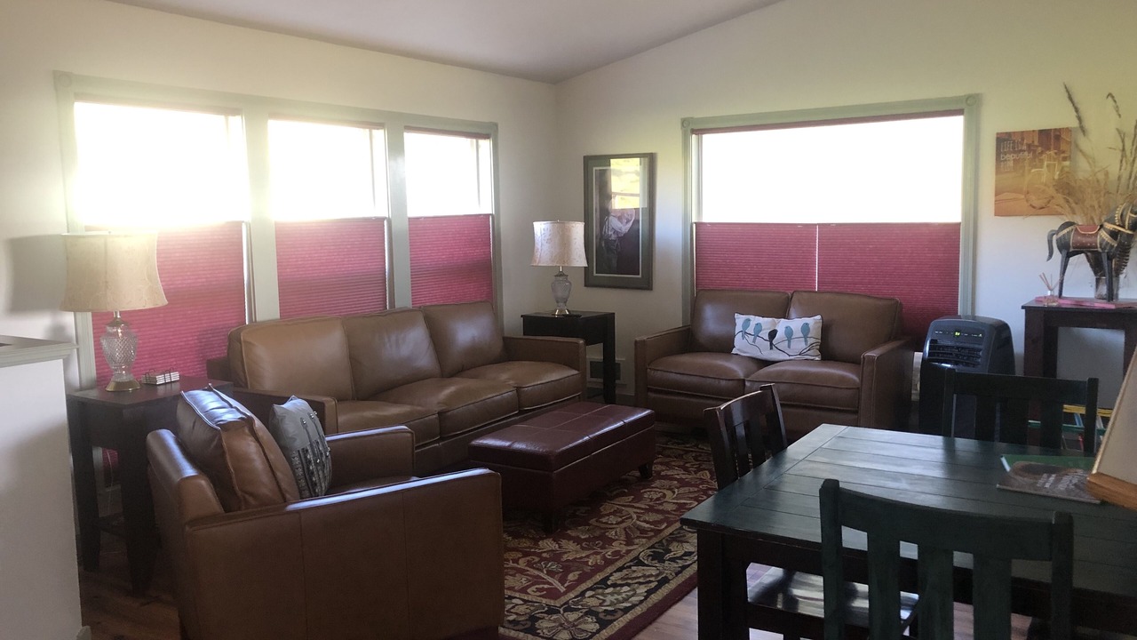 Photo of Livingroom in Hamilton